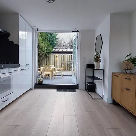 Vrijstaande Luxe Woning Met Privetuin In Σπίτι διακοπών *